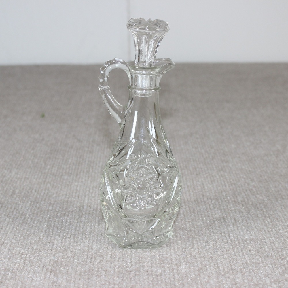 Vintage Clear Pressed Glass‎ Cruet Starburst Pattern Vinegar Oil Bottle Stopper
